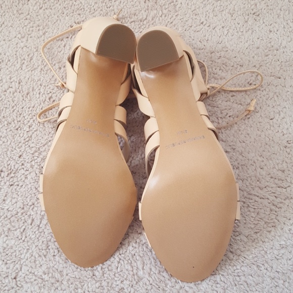 Banana Republic Eryn strappy sandals size 8.5M - Picture 6 of 8